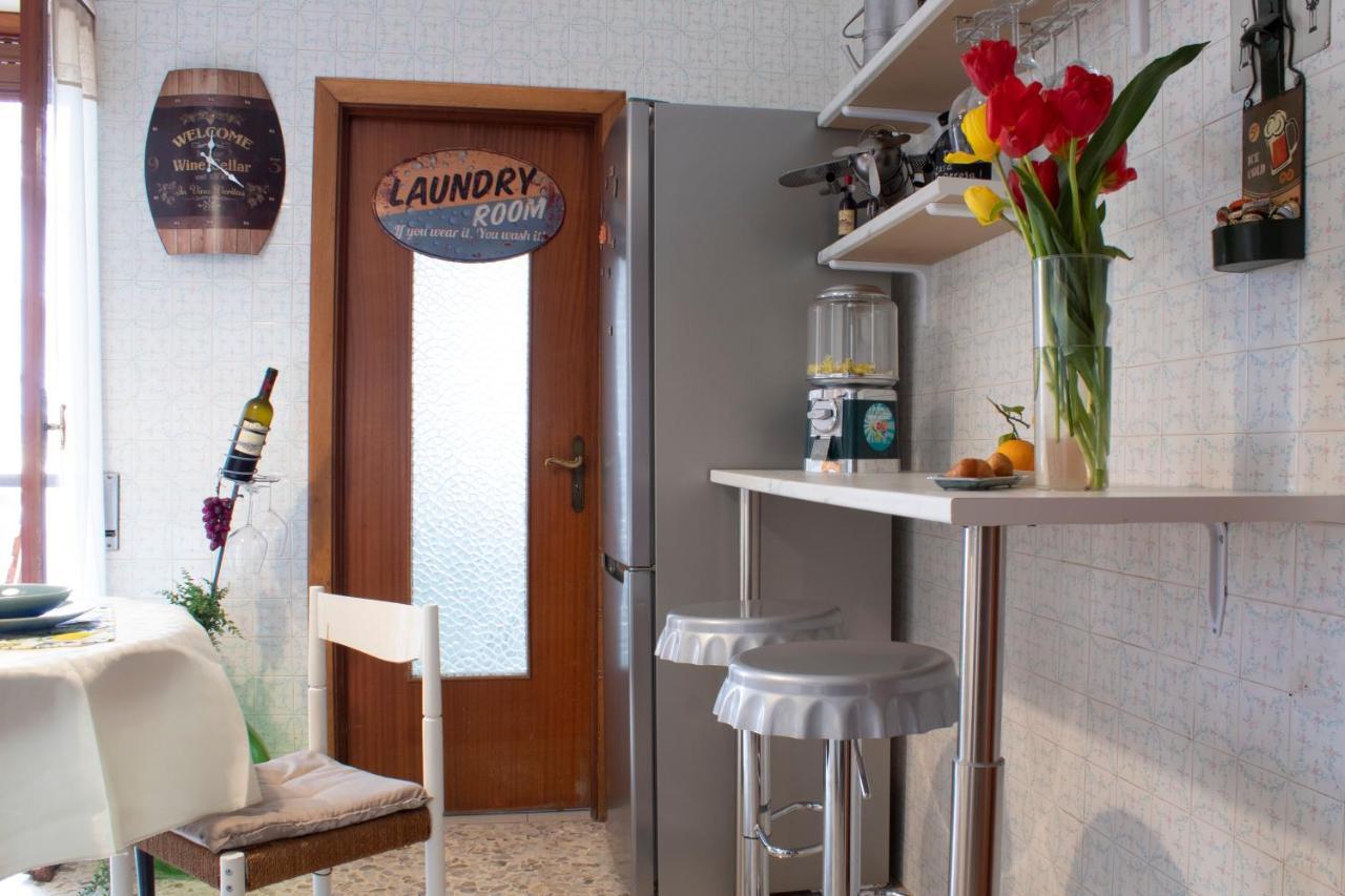 Apartament Casa Derosa In Sorrento Centro Zewnętrze zdjęcie