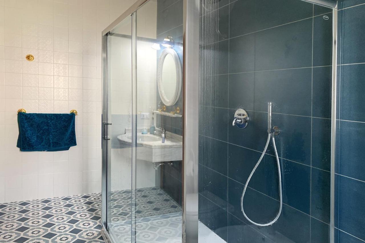 Apartament Casa Derosa In Sorrento Centro Zewnętrze zdjęcie